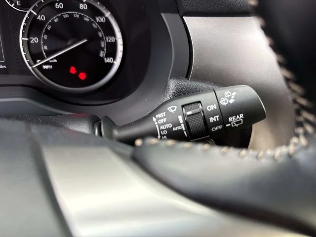 Used 2022  Lexus 460 image 40