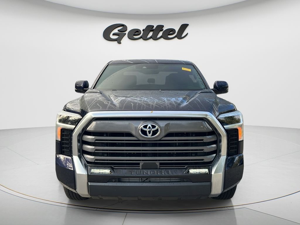 Used 2024  Toyota Limited image 2