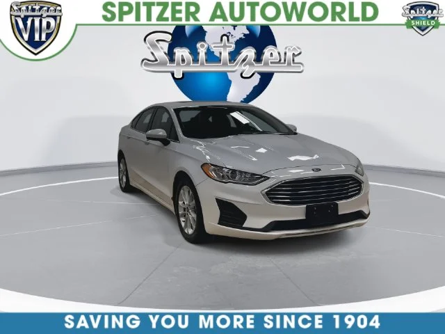 Used 2020 White Ford SE image 6
