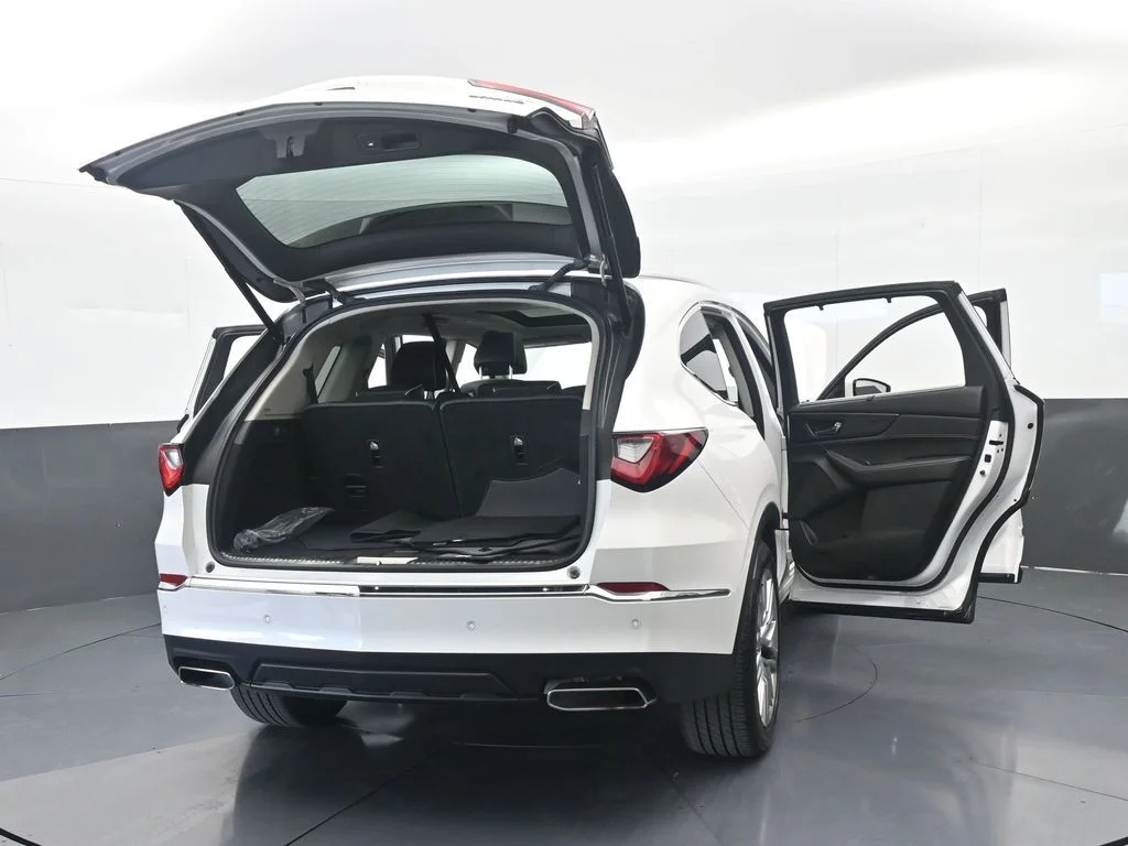 Used 2023 Platinum White Pearl Acura Advance image 85