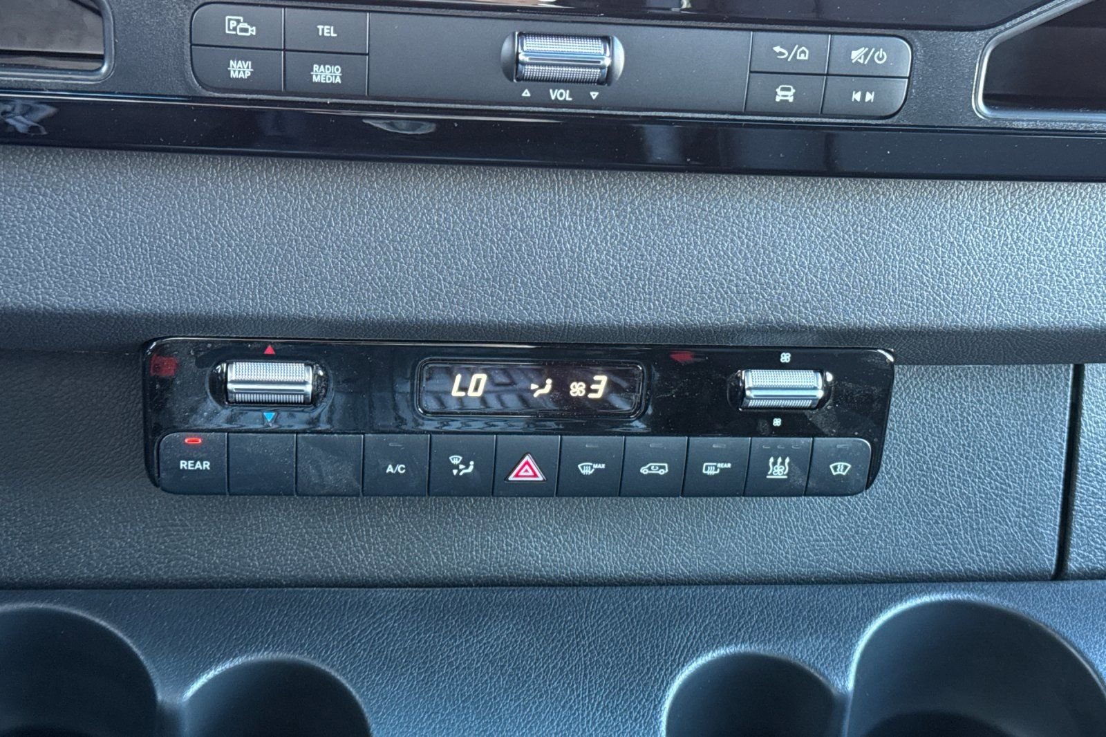 2025 Mercedes-Benz Sprinter Crew Van Base - Photo 22