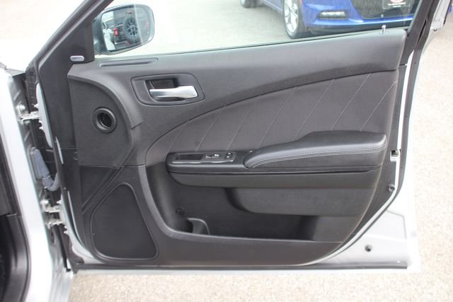 Used 2023 Silver Dodge SXT image 30