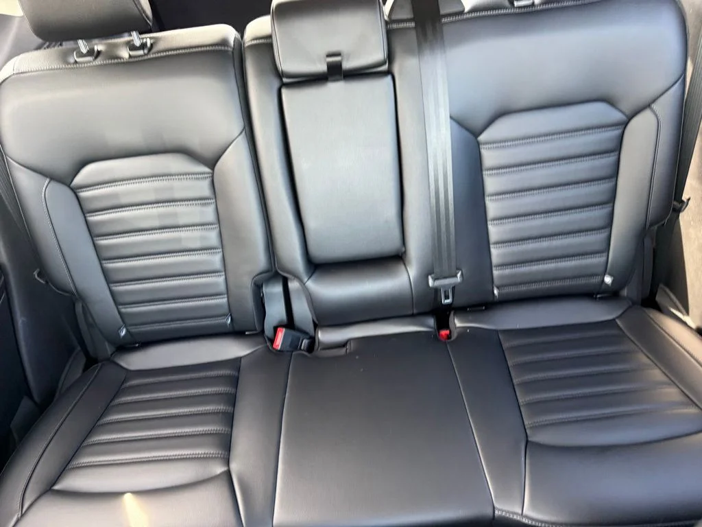 Used 2023 Silver Ford SEL image 32