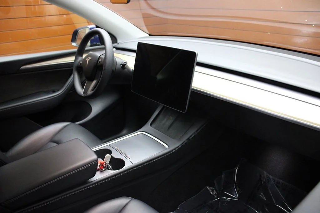 Used 2023 Deep Blue Metallic Tesla Long Range image 10