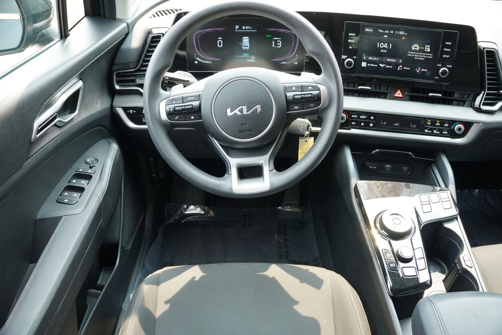 Used 2023 Fusion Black Kia LX image 19