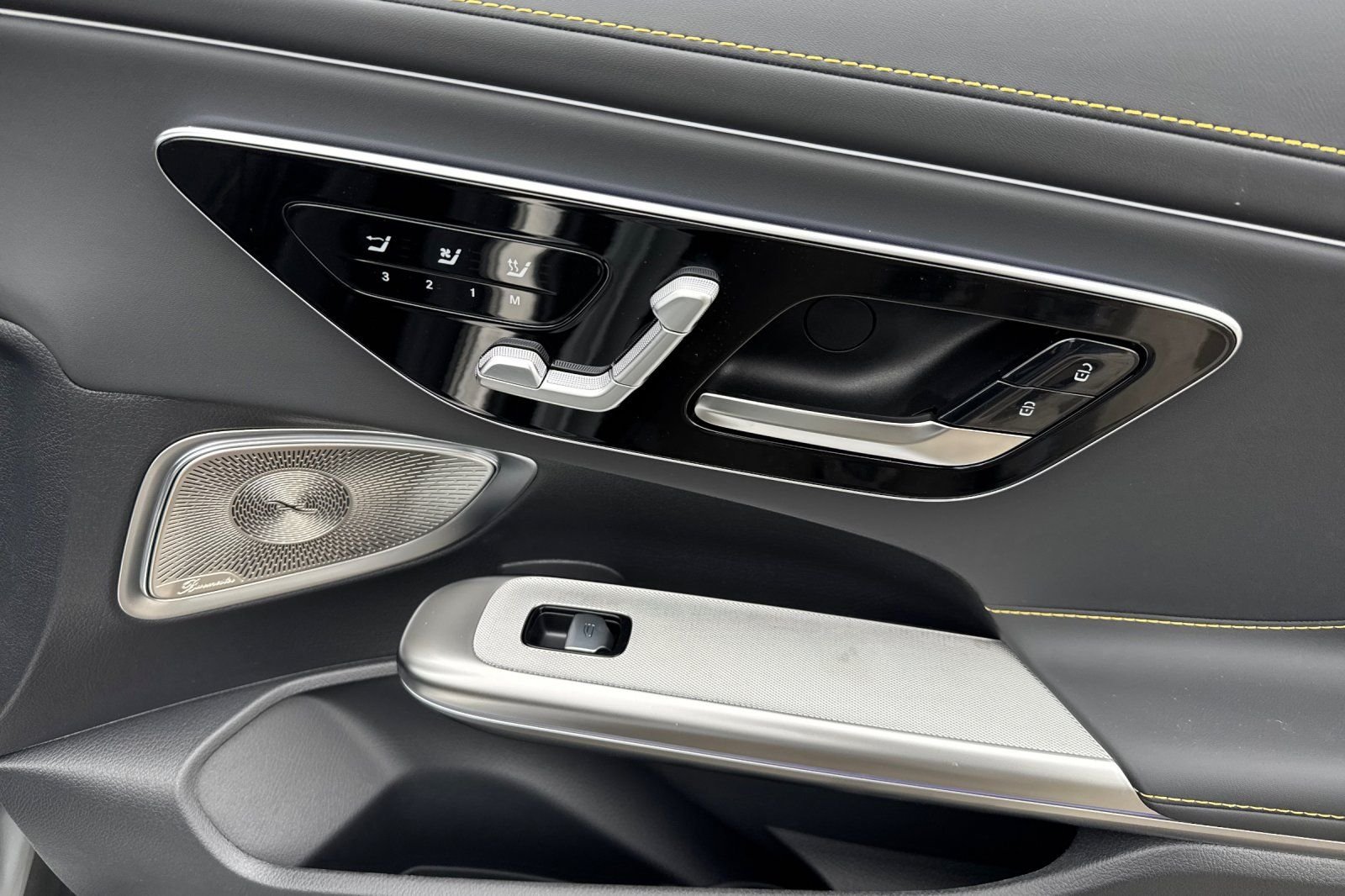 New 2026 MANUFAKTUR Alpine Grey Mercedes-Benz CLE 53 AMG® image 21