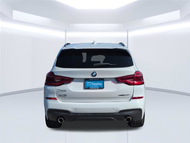Used 2021 White BMW sDrive30i image 4