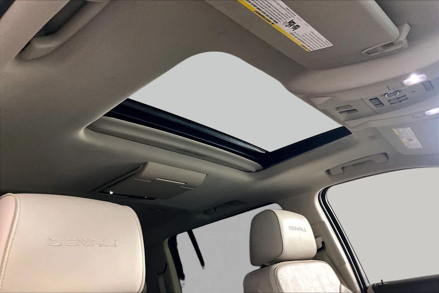 Used 2019 ONYX BLACK GMC Denali image 14