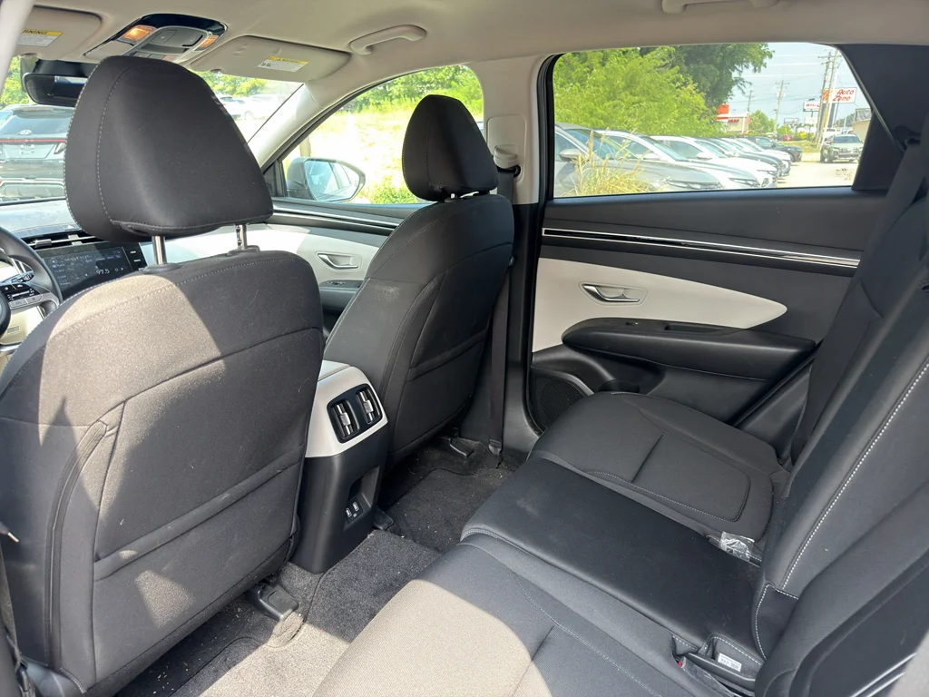 Used 2023 Portofino Gray Hyundai SEL image 9