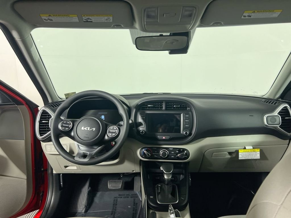 Used 2022 Red Kia LX image 29