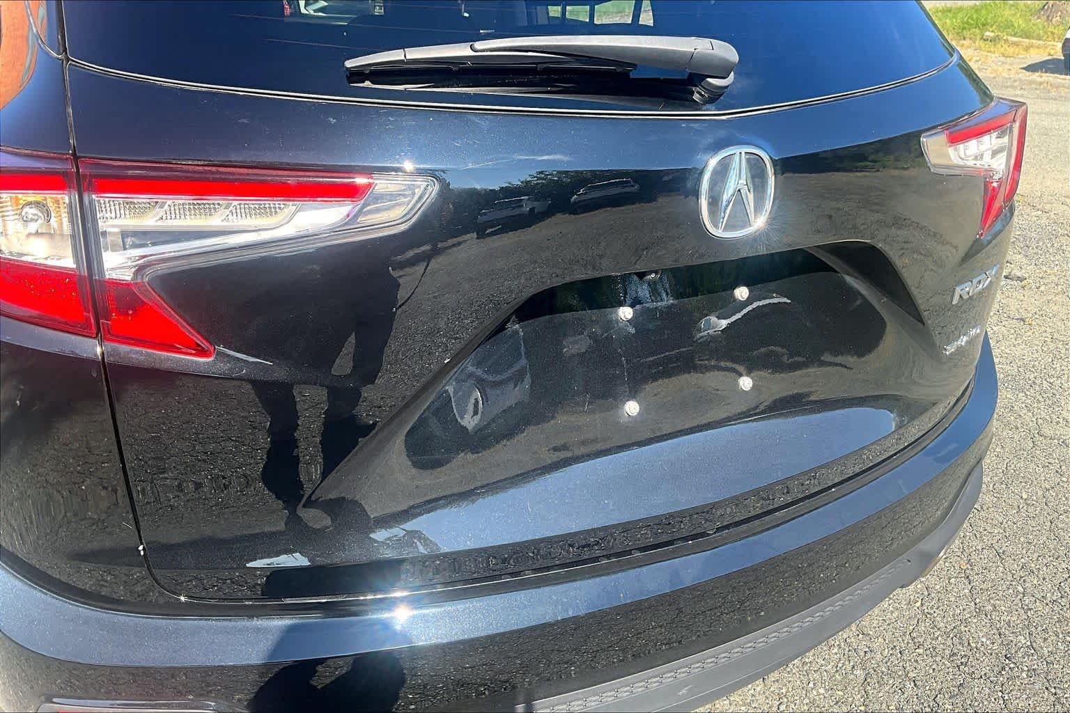 Used 2023 Majestic Black Pearl Acura  image 10