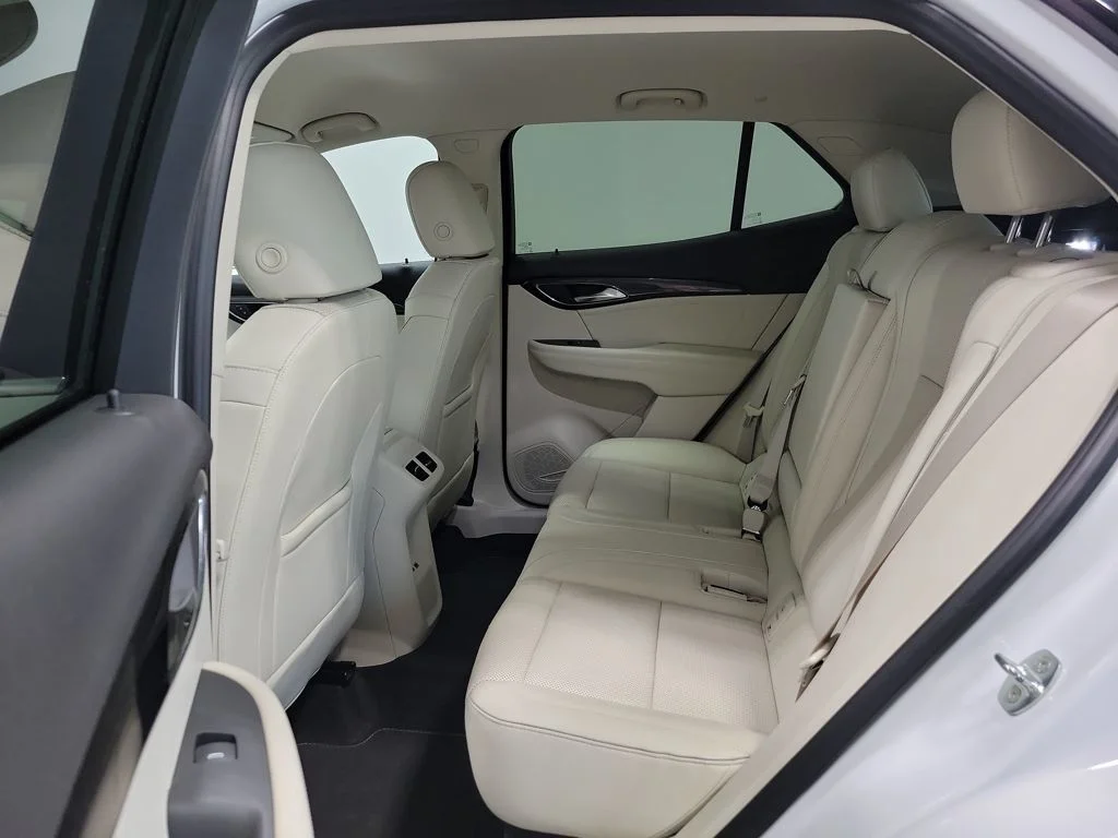 Used 2022 White Buick Essence image 28