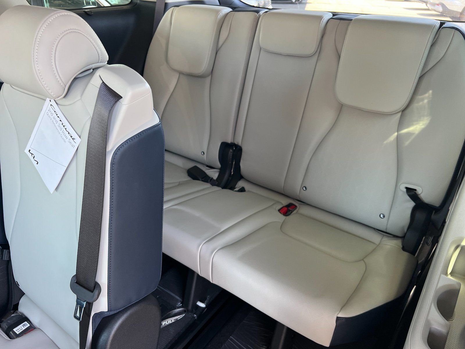 New 2026 Snow White Pearl Kia EX image 15