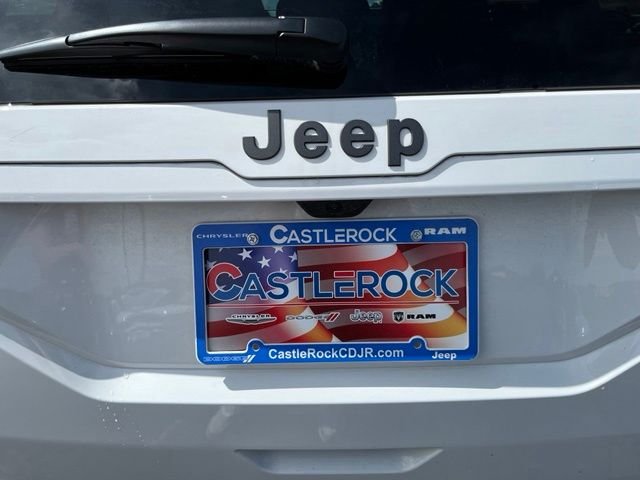 New 2026 Bright White Clearcoat Jeep Laredo image 21