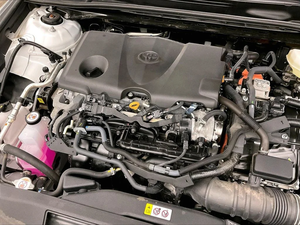Certified Used 2025 Beige Toyota XLE image 38