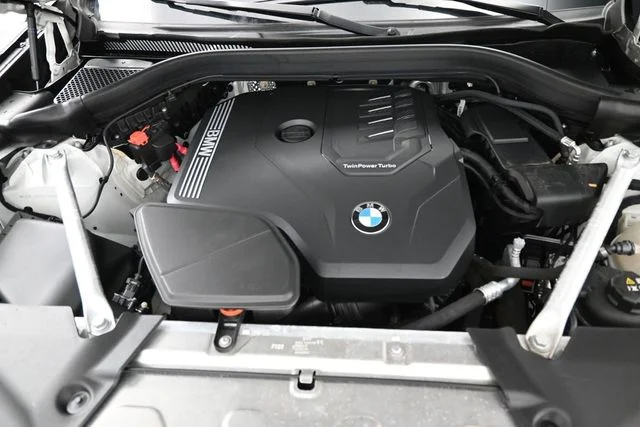 Used 2023 White BMW sDrive30i image 20
