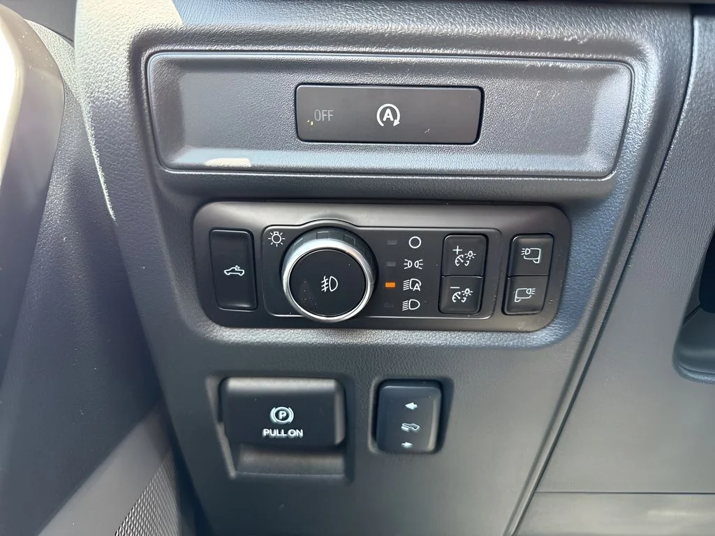 Used 2025 White Ford Tremor image 18