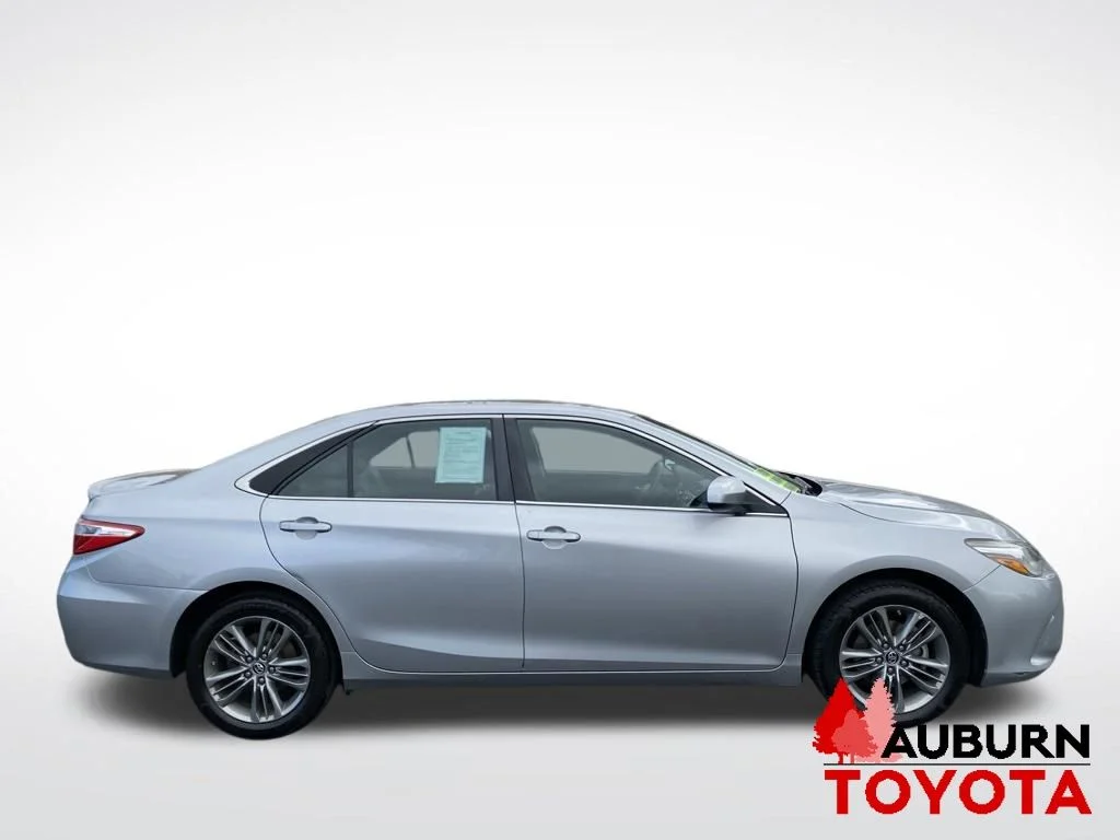Used 2015 Celestial Silver Metallic Toyota SE image 8