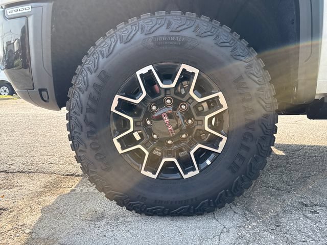 New 2026 Summit White GMC AT4X image 10