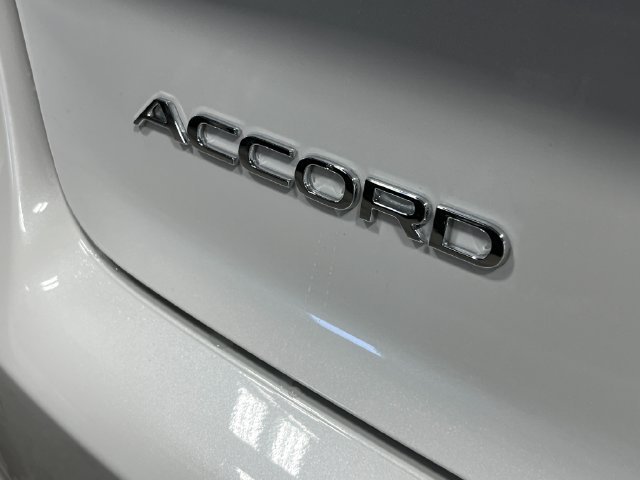 2026 Honda Accord Hybrid EX-L - Photo 6