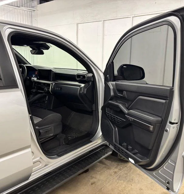 Used 2025 CUTTING EDGE Toyota  image 17