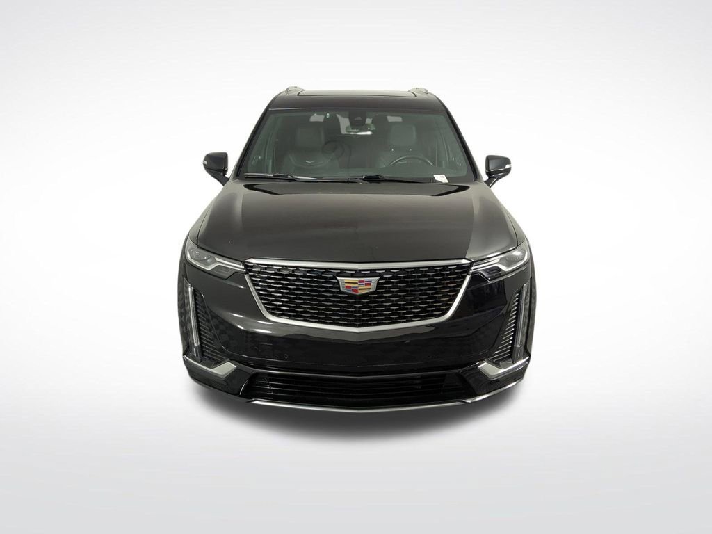 Certified Used 2025 Stellar Black Metallic Cadillac Premium Luxury image 9