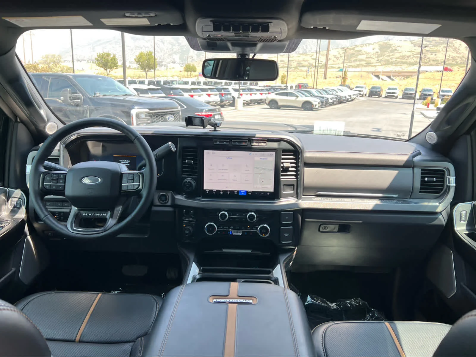 Used 2024 Star White Ford Platinum image 25