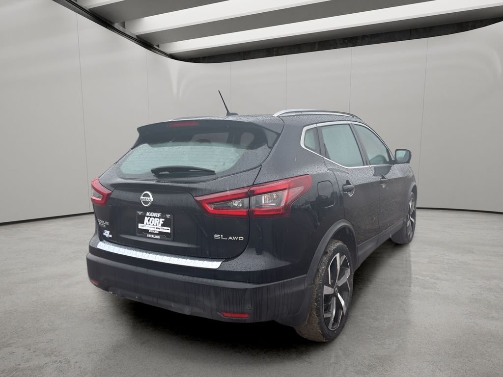 Used 2022 Magnetic Black Pearl Nissan SL image 5