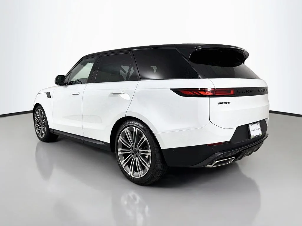 New 2027 Fuji White Land Rover SE image 7