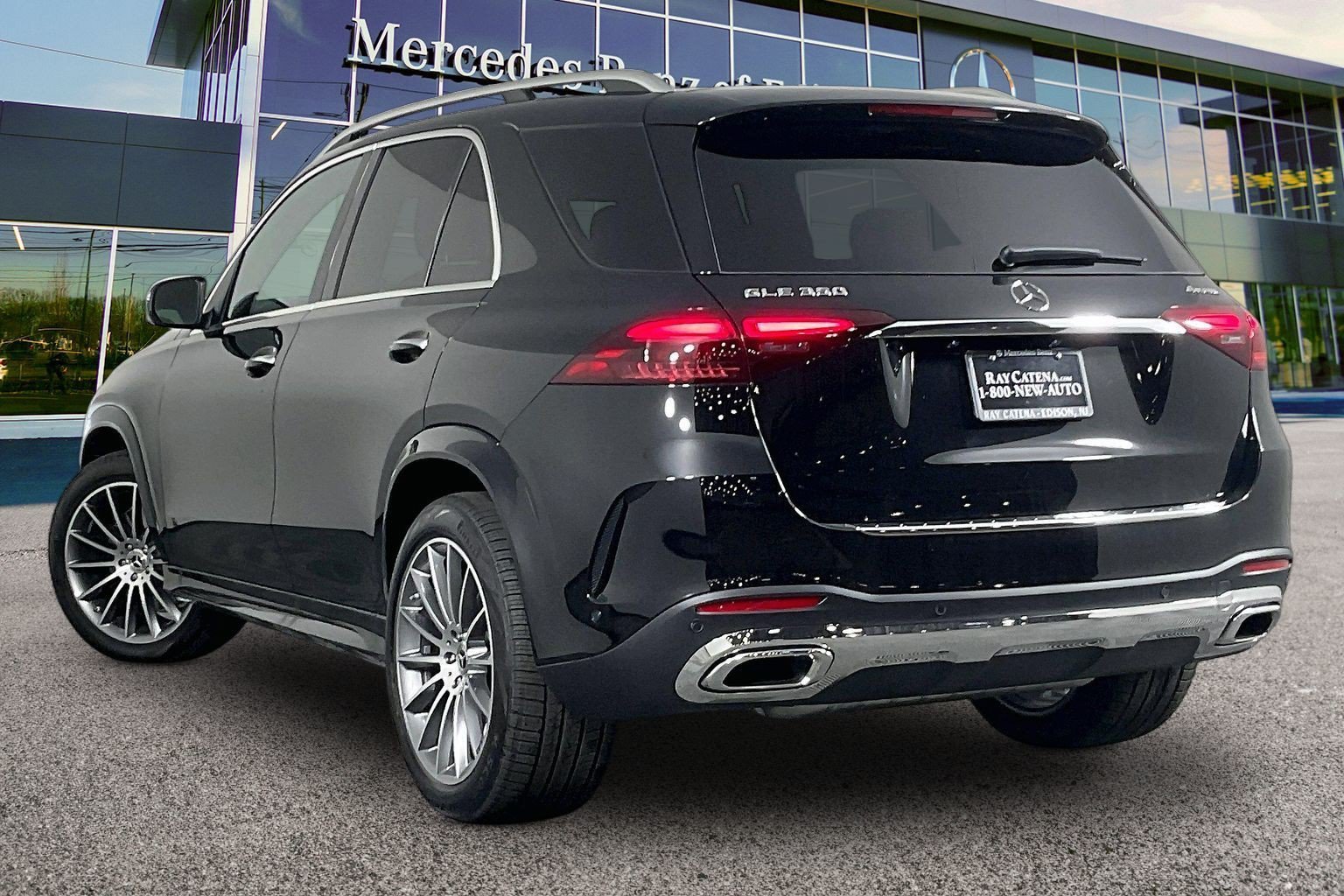 New 2026 Black Mercedes-Benz GLE 350 image 16