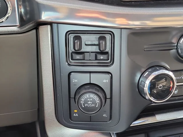 New 2026 Gray Metallic Ford Platinum image 31