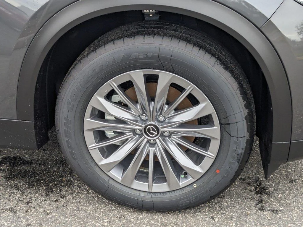 Used 2024 Gray Mazda Preferred image 12