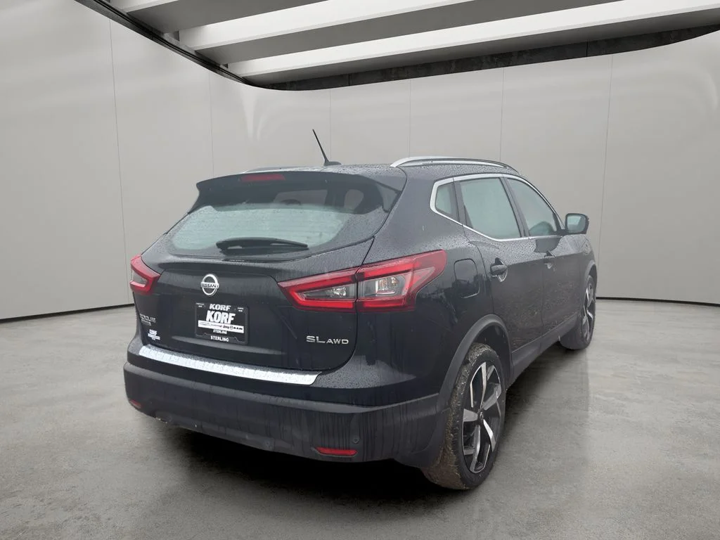 Used 2022 Magnetic Black Pearl Nissan SL image 5