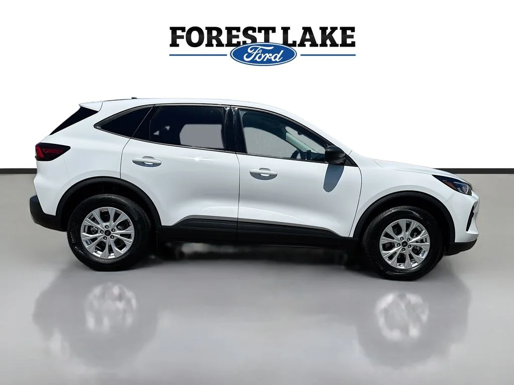 Used 2025 Oxford White Ford Active image 8