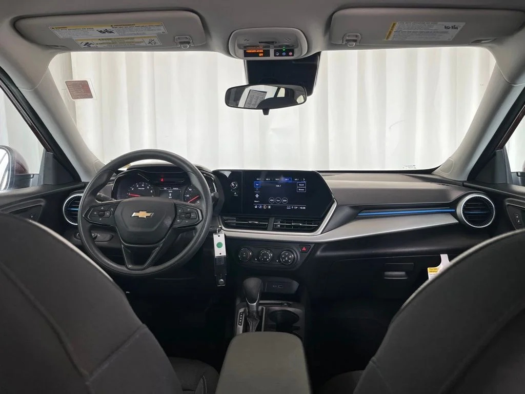 Used 2024 Red Chevrolet LS image 9