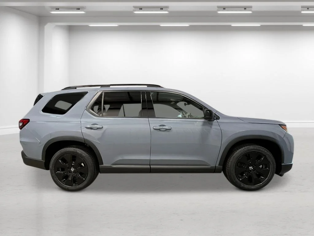 New 2026 Sonic Gray Pearl Honda Black Edition image 9