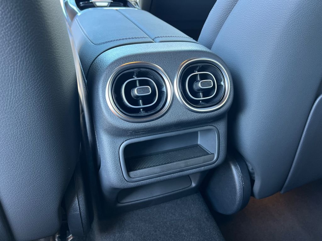 New 2026 MANUFAKTUR Alpine Grey Mercedes-Benz GLC300 image 24