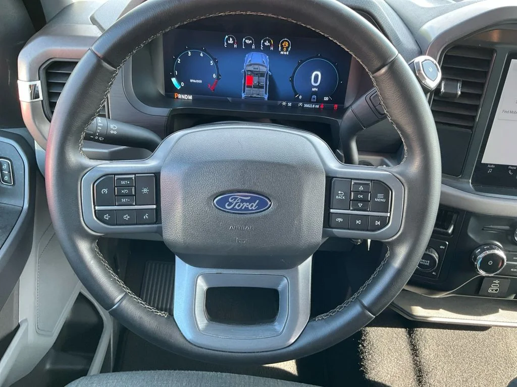 Used 2025 White Ford XLT image 16