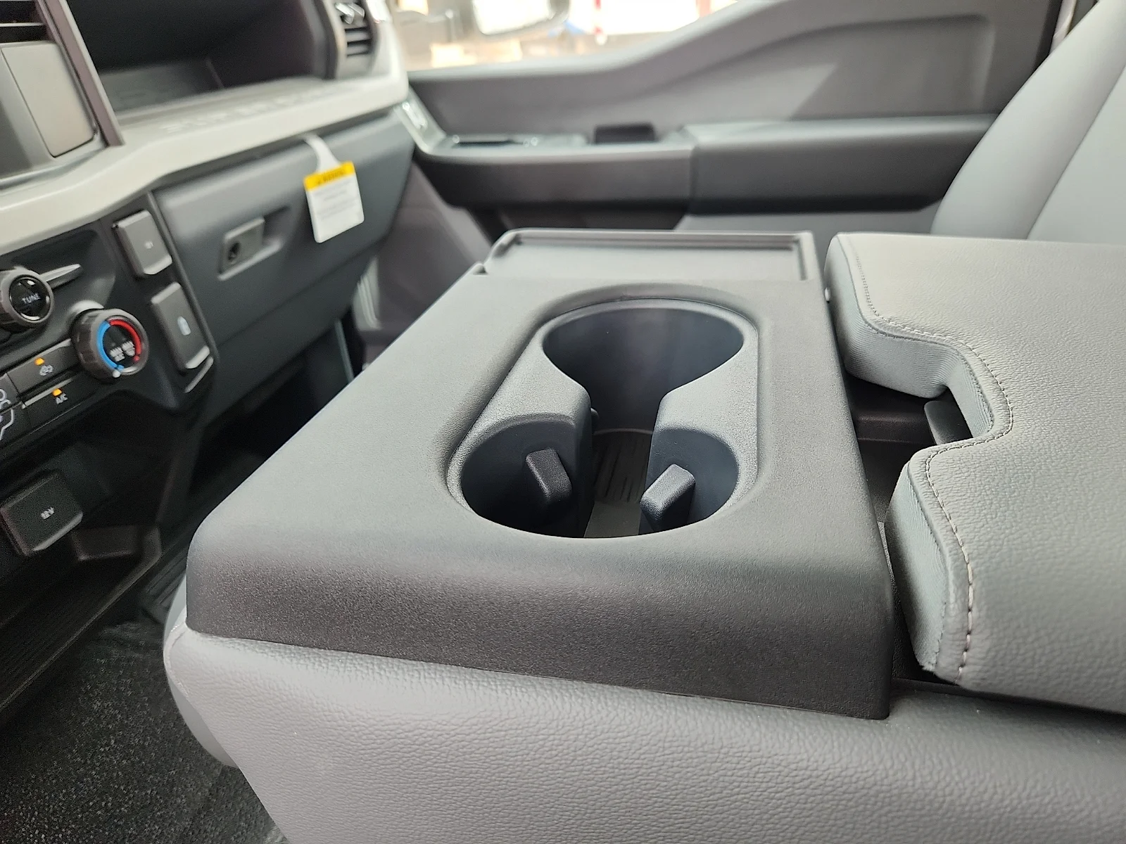 New 2026 Oxford White Ford F-250® XL image 25