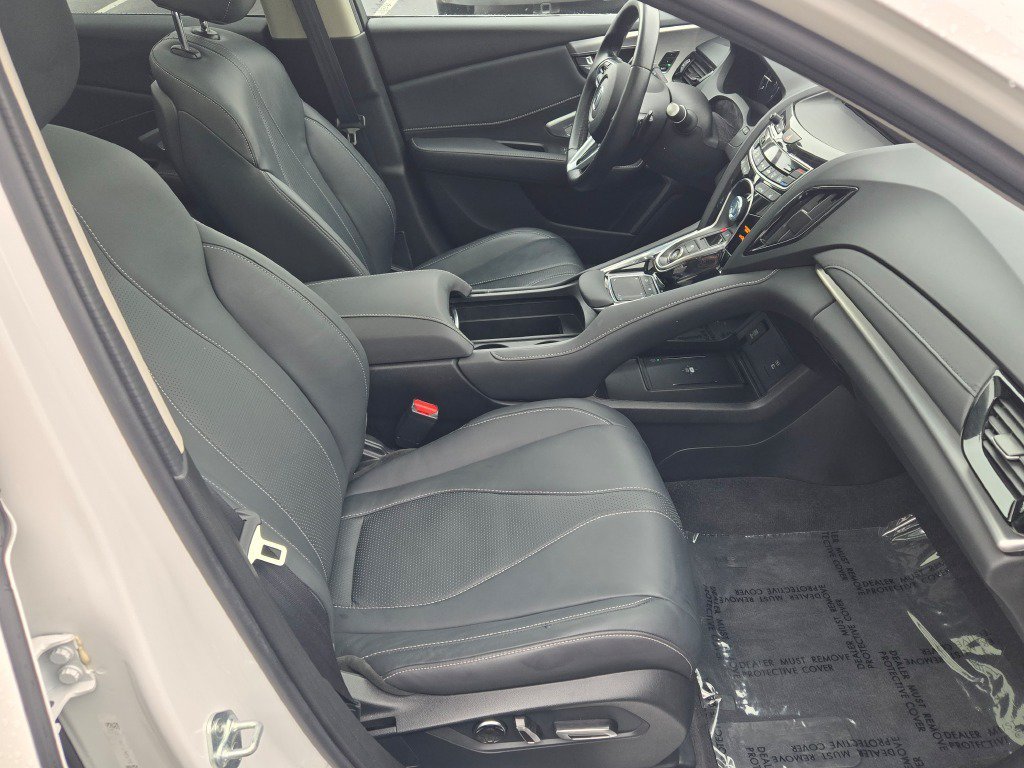 Used 2024 Platinum White Acura Technology Package image 5