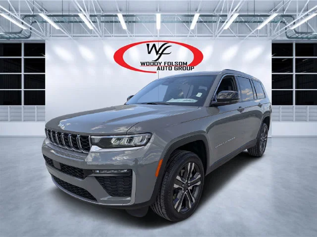 New 2027 Sting-Gray Clear-Coat Paint Jeep Limited image 7