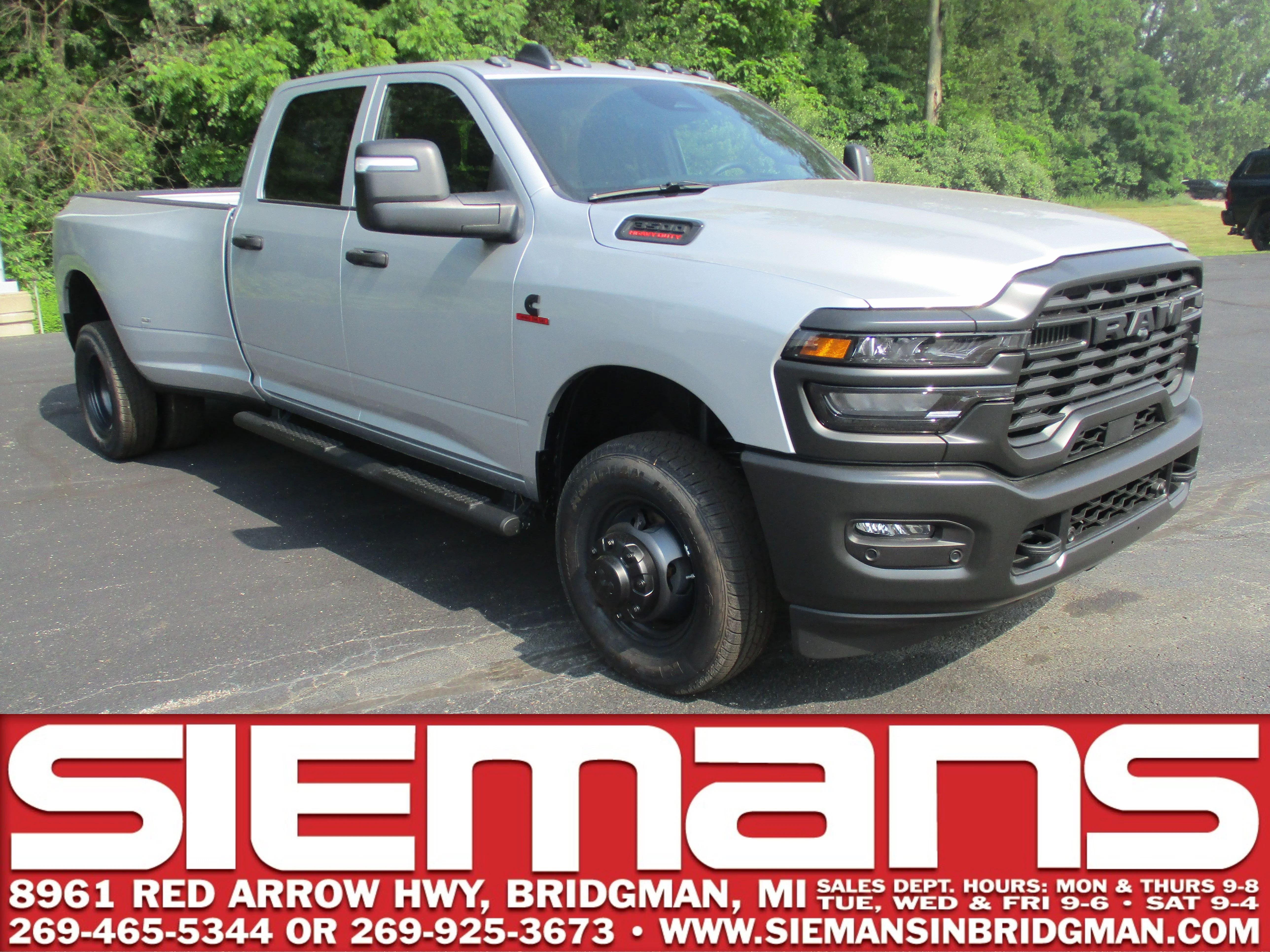 New 2026 Silver-Zynith Exterior Paint RAM Tradesman image 1