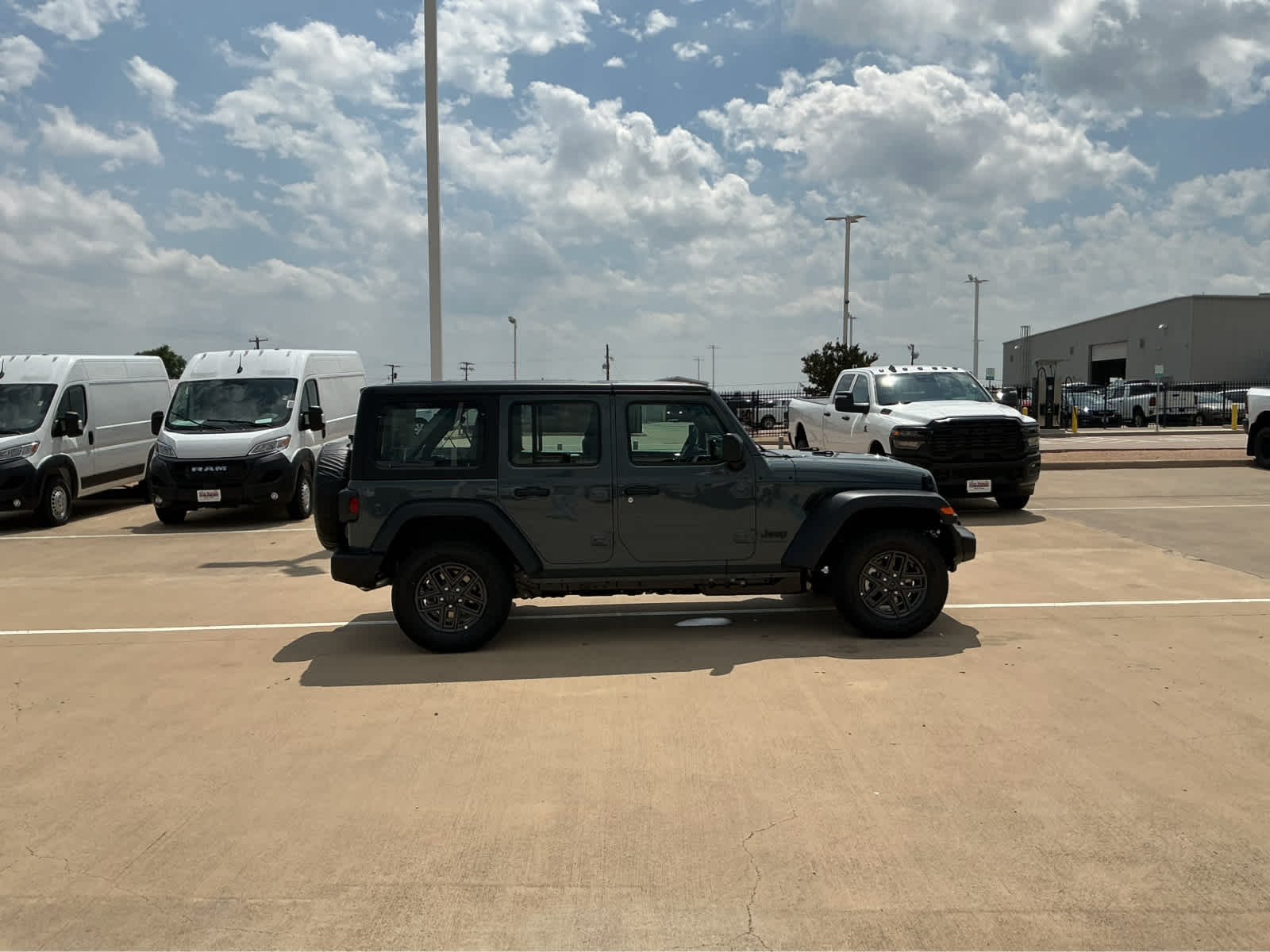 New 2026 Anvil Clear-Coat Exterior Paint Jeep Sport image 5