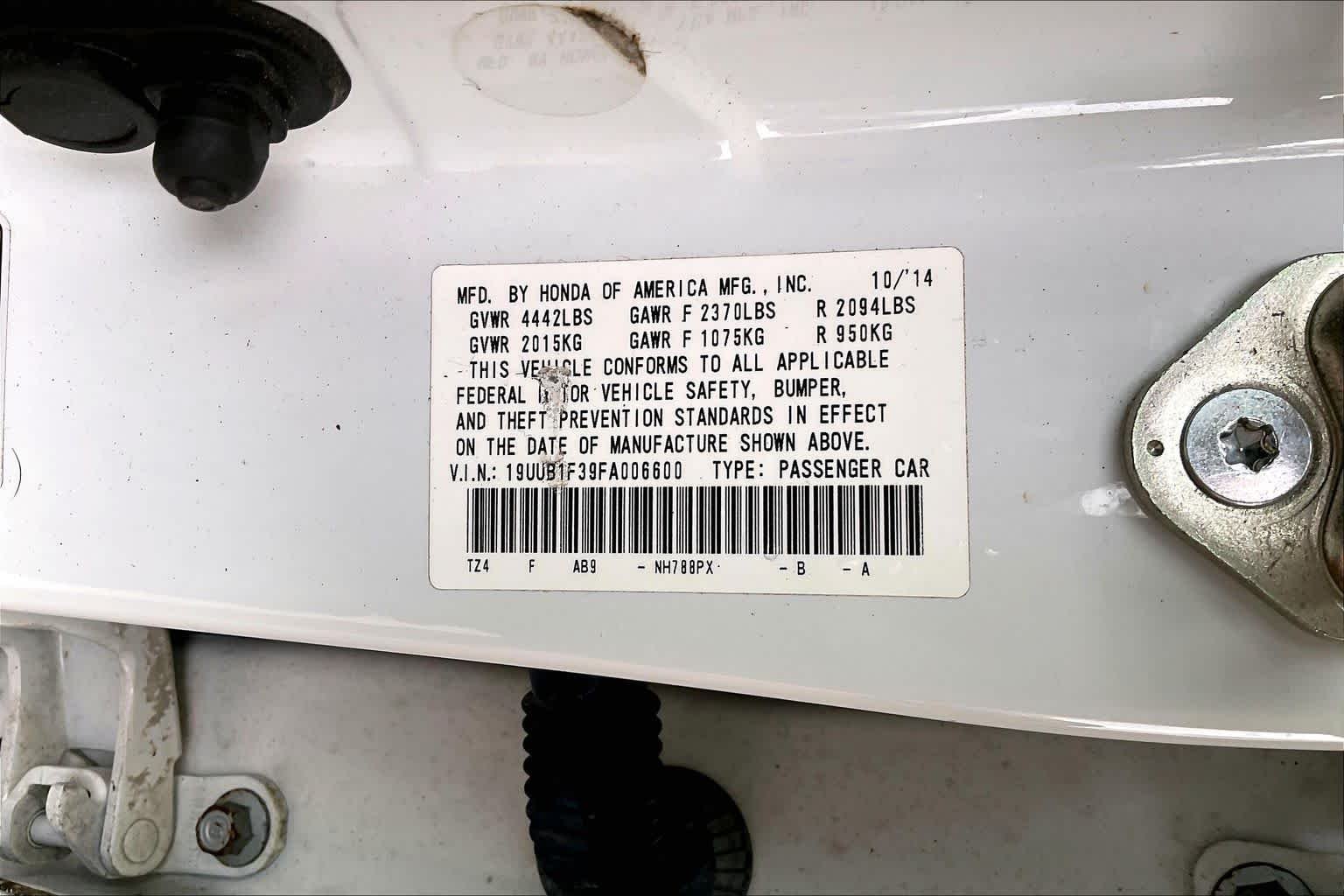 Used 2015 Bellanova White Pearl Acura  image 34