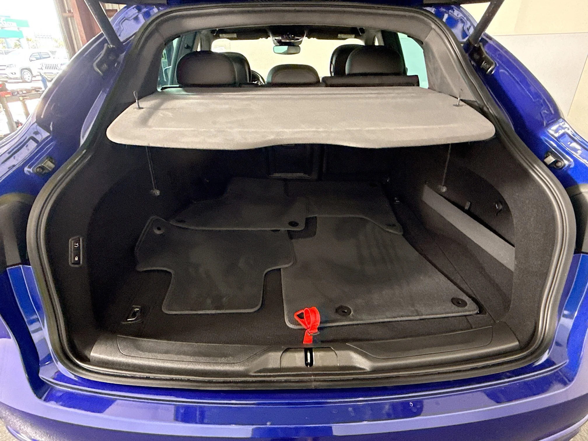 Used 2023 Blu Emozione Metallic Maserati GT image 31