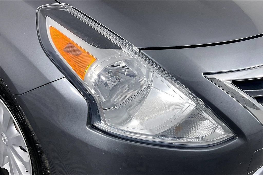 2017 Nissan Versa Sedan SV - Photo 26