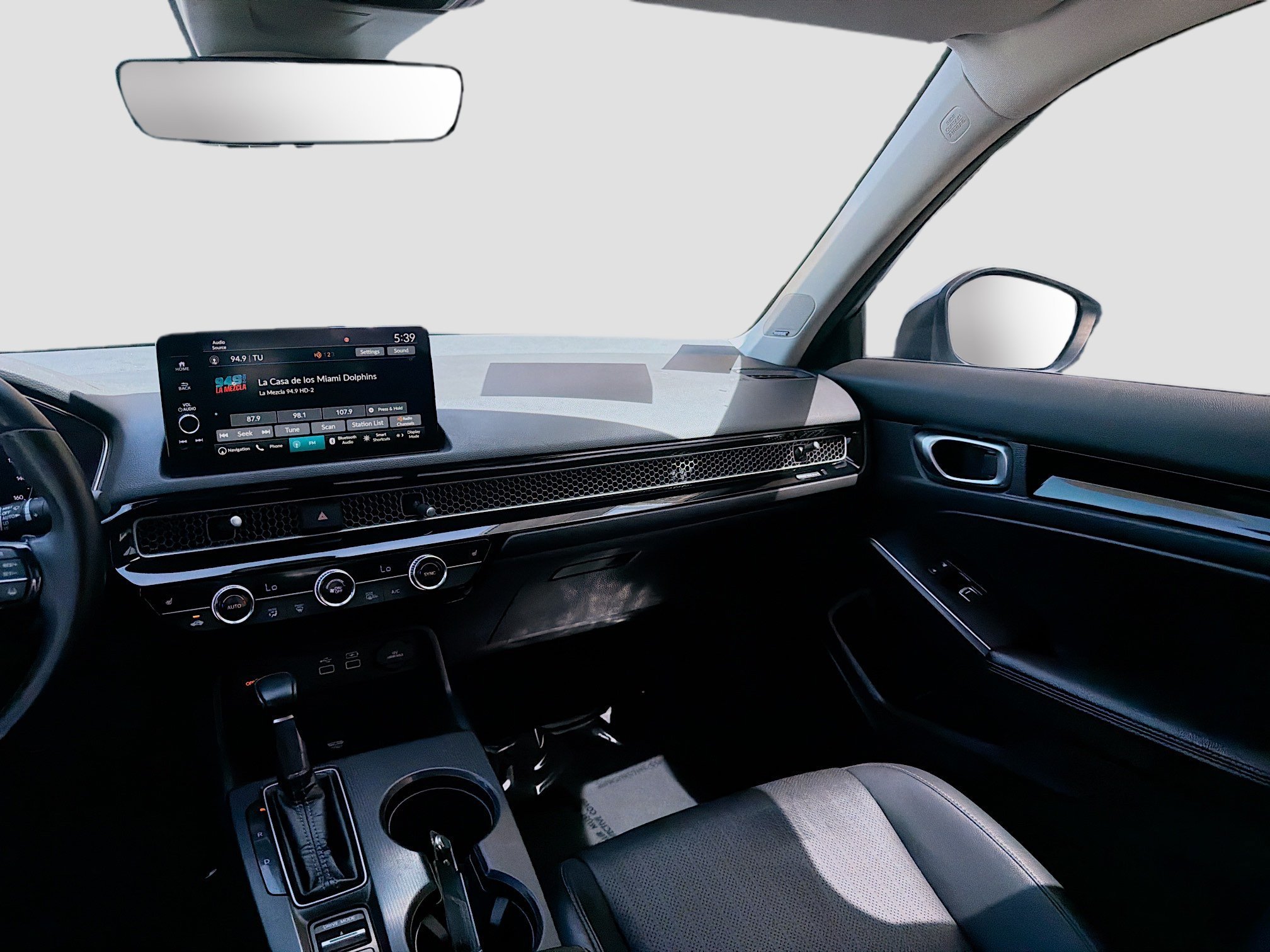 2022 Honda Civic Touring - Photo 22