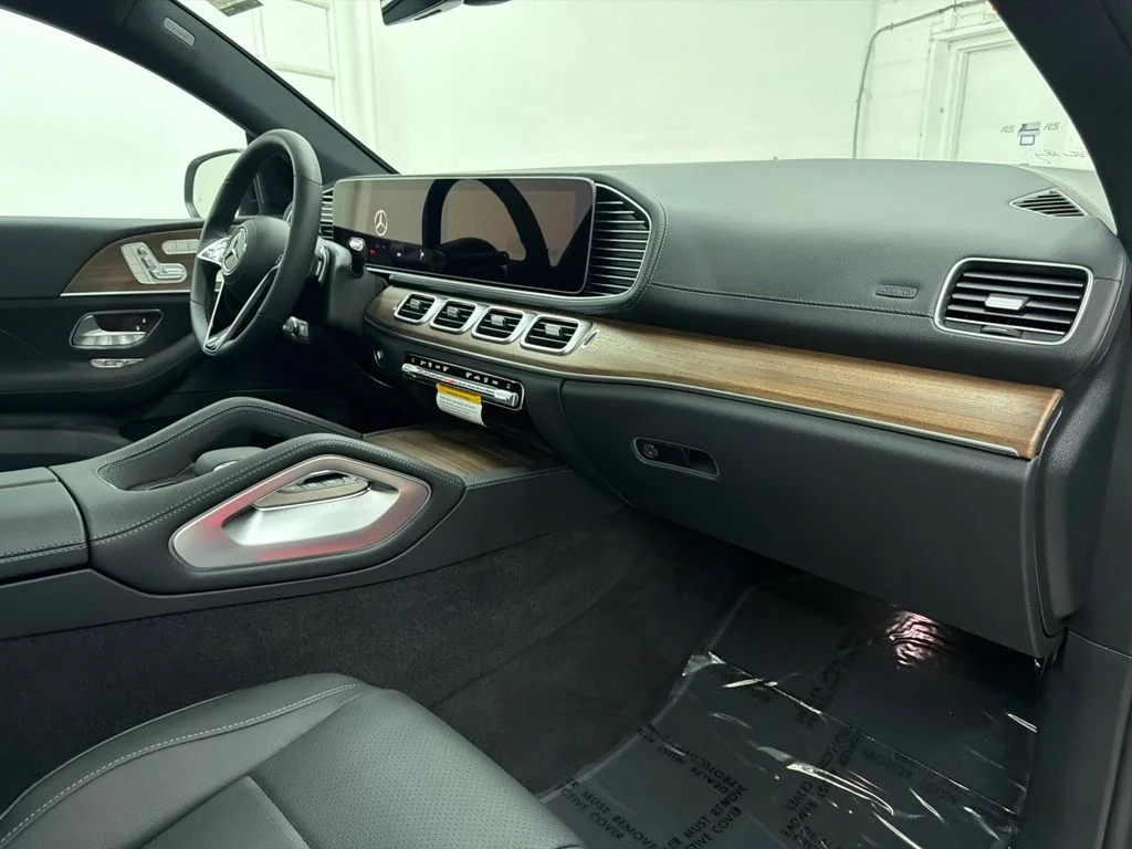 New 2026 Silver Mercedes-Benz GLE 450 Coupe image 27