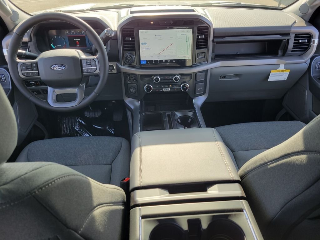2025 Ford F-150 XLT - Photo 8