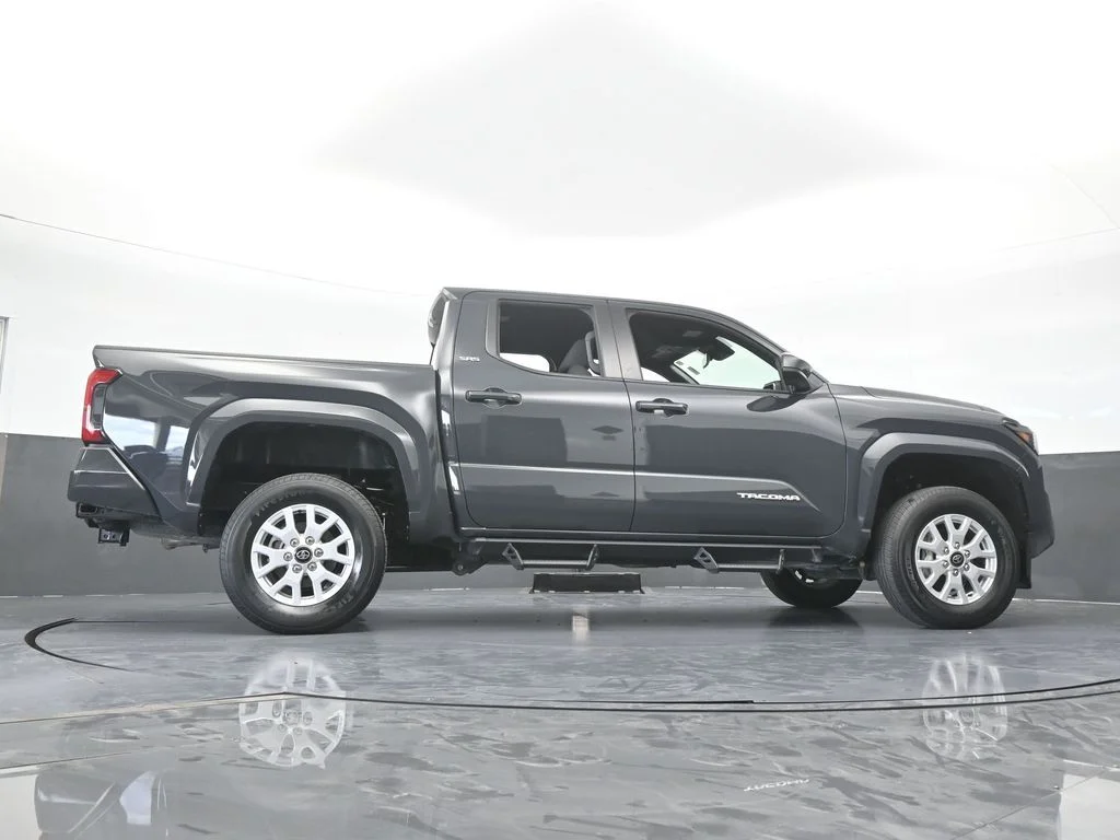 Used 2024 Underground Toyota SR5 image 60